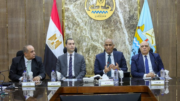 تفاصيل أول لقاء لمحافظ كفر الشيخ مع رؤساء المدن والقيادات التنفيذية