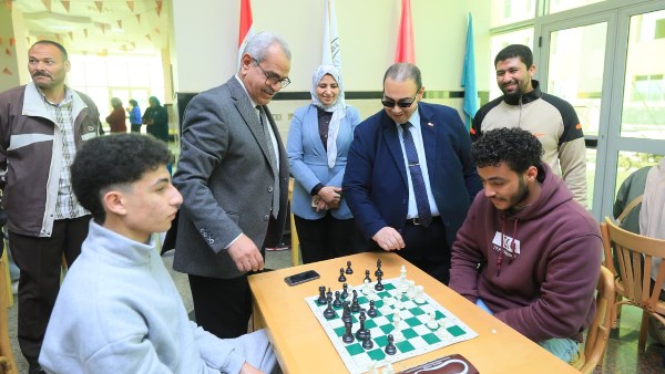 رئيس جامعة كفر الشيخ 