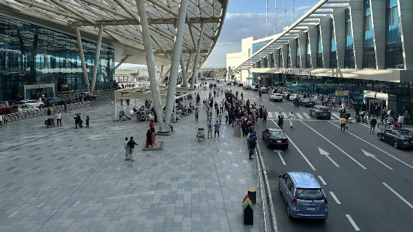 مطار القاهرة الدولي