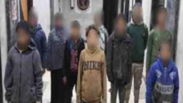 سقوط عصابة من 10 رجال وسيدتين لاستغلال الأطفال فى أعمال التسول