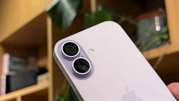 ثورة مرتقبة.. آيفون يحصل على أقوى ميزة ذكاء اصطناعي ثورة مرتقبة.. آيفون يحصل على أقوى ميزة ذكاء اصطناعي