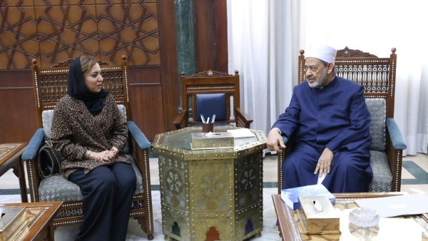 مدير منظمة تنمية المرأة للإمام الأكبر