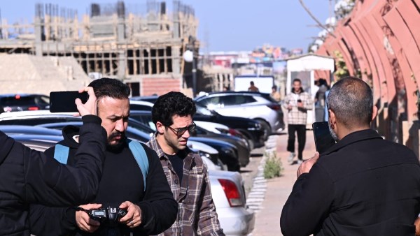 جنازة والد مي عمر 