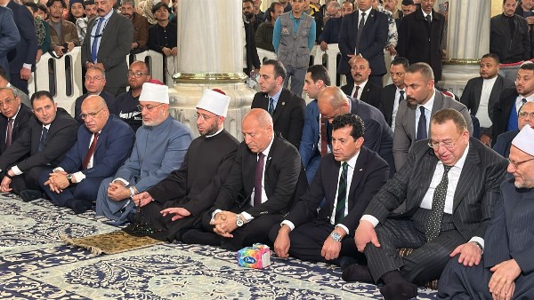  الأوقاف تحتفل بليلة النصف من شعبان بمسجد الحسين