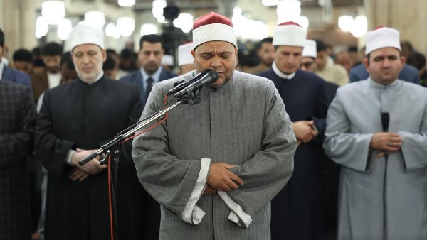 صلاة التراويح من الجامع الأزهر