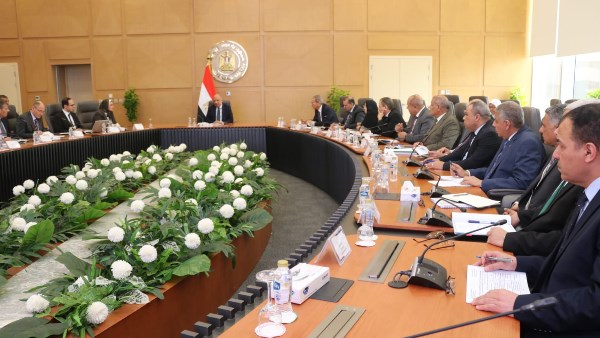 اجتماع وزير الكهرباء 