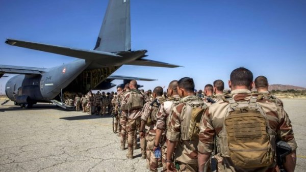 جنود فرنسيين 