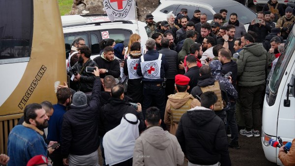 جانب من عملية التبادل