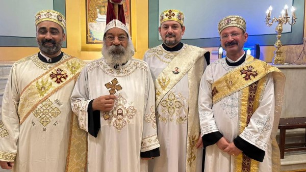 نيافة الأنبا رافائيل 