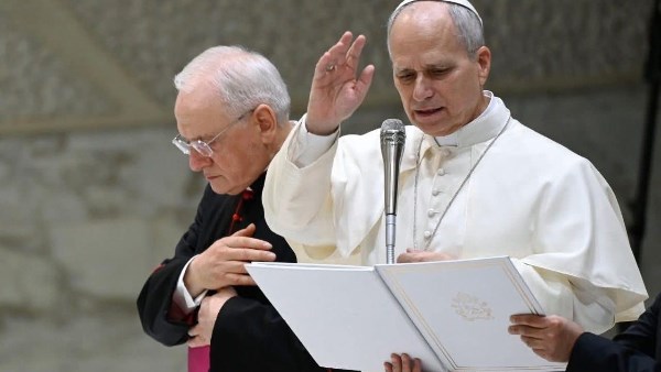 البابا لاون 