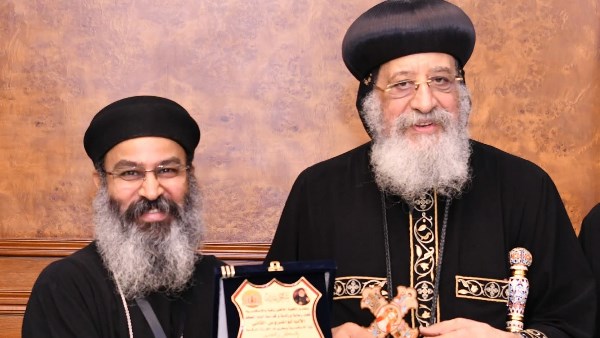 البابا تواضروس والقمص تادرس عطية الله 