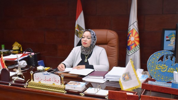 الدكتورة وفاء رضا مديرة مديرية التربية والتعليم بجنوب سيناء 