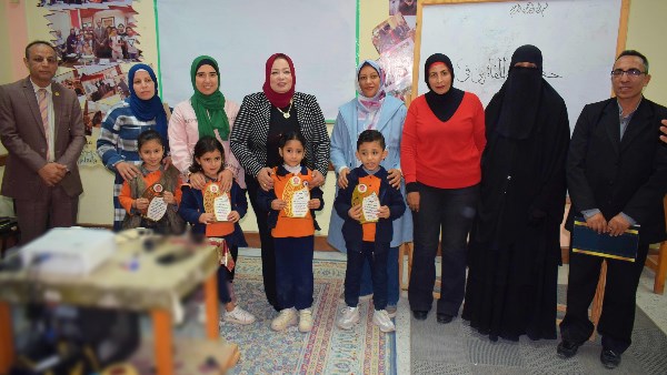 الأطفال الفائزين فى المسابقة 