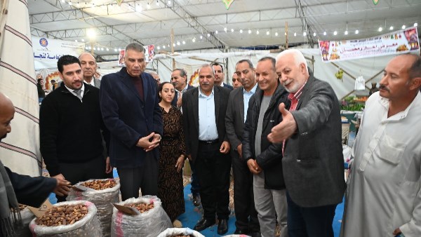 المحافظ فى معرض أهلا رمضان 