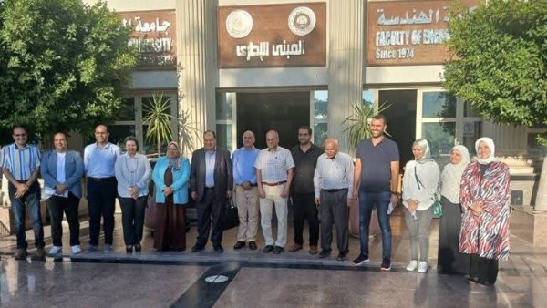 فريق عمل بالكلية 