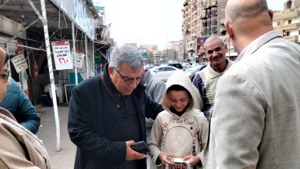 محافظ الدقهلية يتفقد المعرض الدائم للسلع الغذائية بحي شرق المنصورة