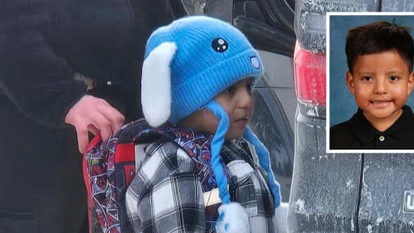 قاضٍ فيدرالي أمراً بالإفراج عن صبي يبلغ من العمر خمس سنوات ووالده