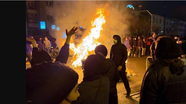 احتجاجات إيران