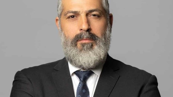 إسرائيلي صهيوني يدعو لإبادة الفلسطينيين 