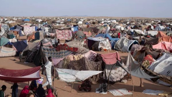 مخيمات النازحين جراء جرائم الدعم السريع