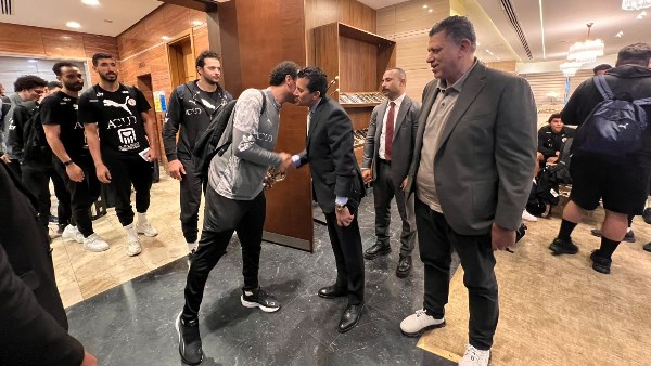 وزير الشباب والرياضة