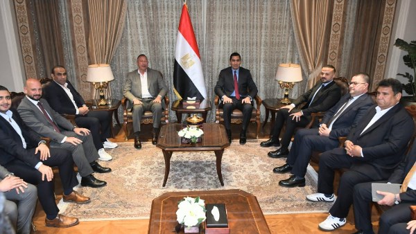 وزير الشباب والرياضة