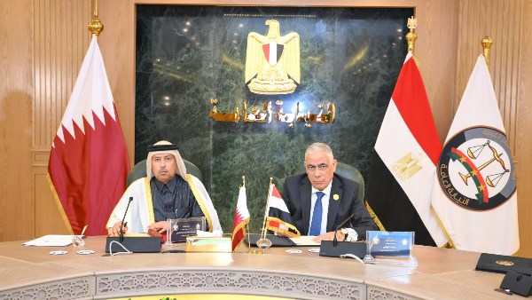 النائب العام ونظيره القطري