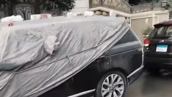 سيارة شيرين عبد الوهاب