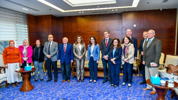 التعاون في مجالي التحول الاخضر