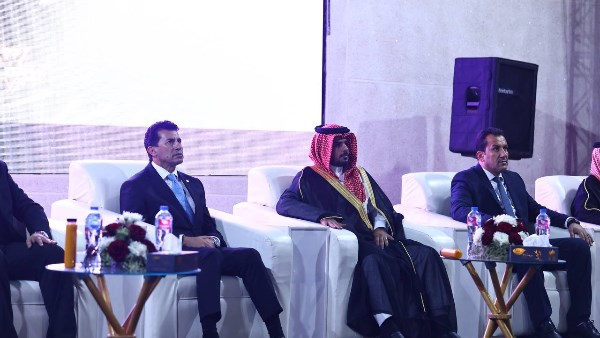 وزير الرياضة 