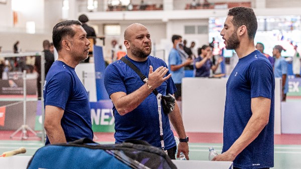 منتخب الريشة الطائرة 