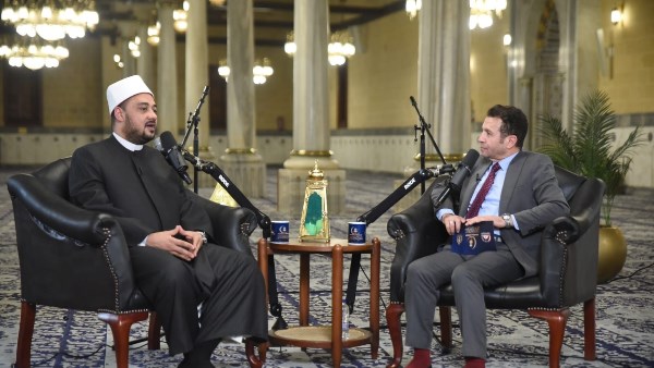 الأمين العام للمجلس الأعلى للشئون الإسلامية ضيفًا على بودكاست ملتقى الفكر الإسلامي في ثوبه الجديد بمسجد الإمام الحسين