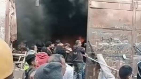 جانب من الحريق 