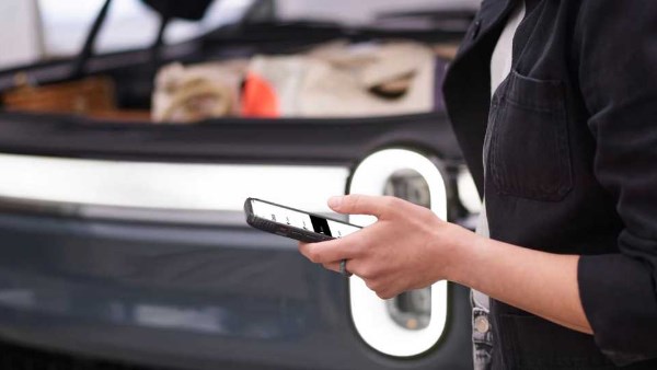 شحن السيارات الكهربائية 