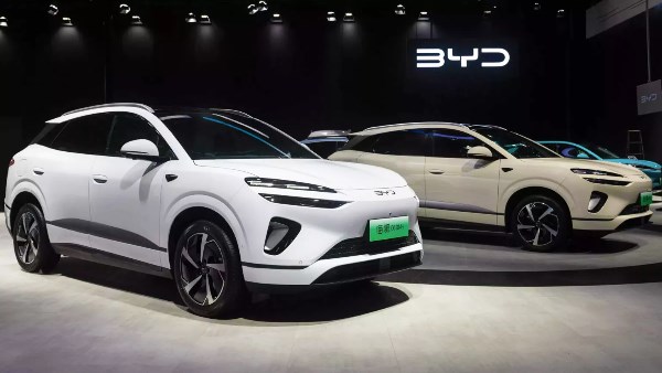 السيارات الكهربائية