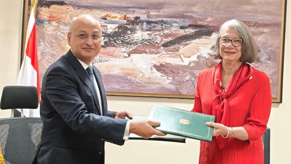 خلال اللقاء