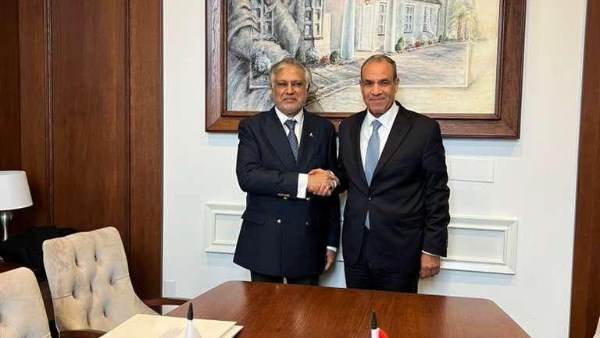 خلال اللقاء