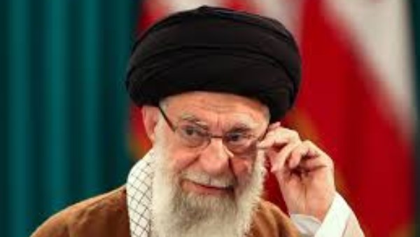 طوارئ القيادة في إيران.. خامنئي يضع خطة لما بعد اغتياله