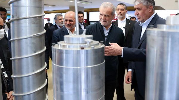 الرئيس الإيراني مسعود بزيشكيان