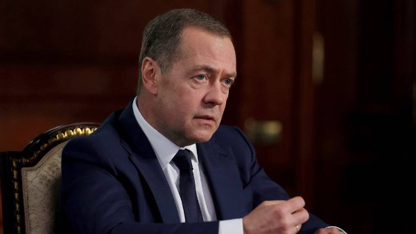 ميدفيديف: روسيا لا تسعى إلى إشعال صراع عالمي