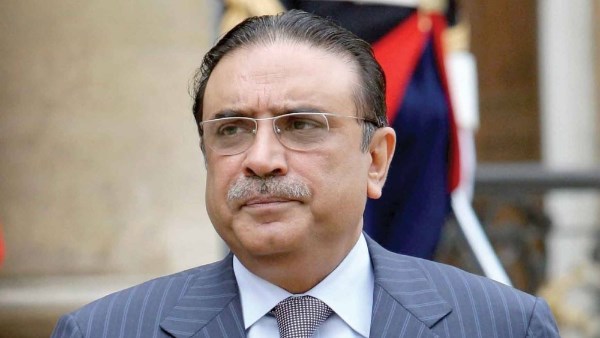 رئيس باكستان يؤكد التزام بلاده بتعزيز التعاون الثنائي مع أوزبكستان