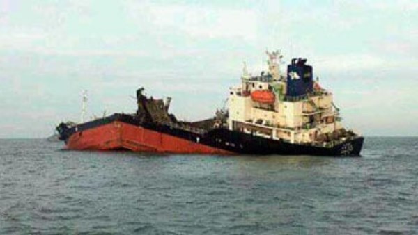 ارتفاع حصيلة ضحايا غرق سفينة في الفلبين إلى 52 شخصا