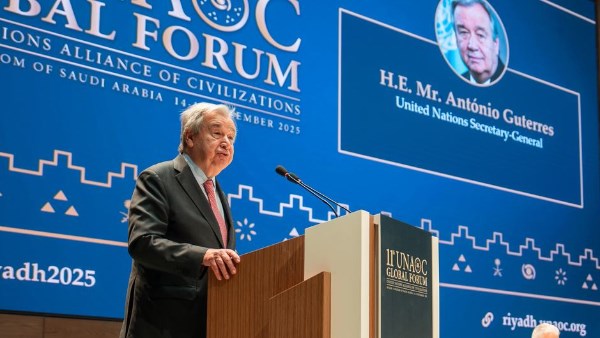 "جوتيريش" يدعو لاستلهام رسالة شهر رمضان بالعمل لبناء عالم أكثر سلاما