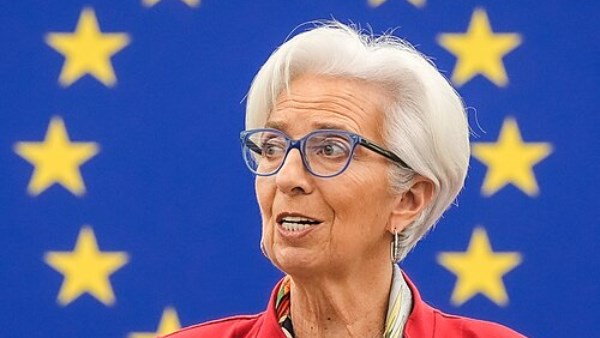 لاجارد: الحوافز الاستثمارية الطريق الأجدى لمنع خروج رؤوس الأموال من أوروبا