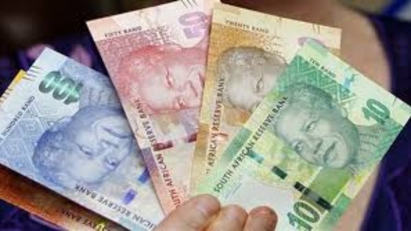 المستثمرون الأجانب يضخون أكثر من 350 مليون دولار في أسهم جنوب أفريقيا خلال أسبوع