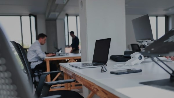 البرلمان الأوروبي يعطل ميزات الذكاء الاصطناعي لمخاوف تتعلق بالأمن السيبراني