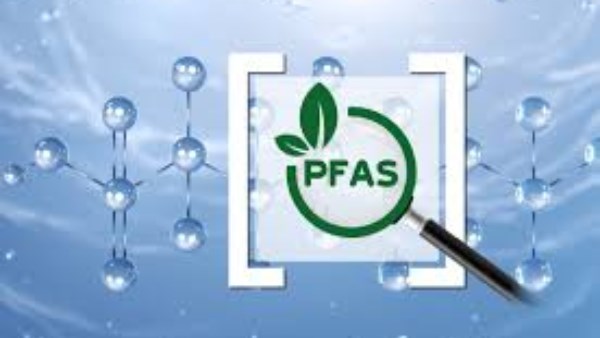 فرنسا..تلوث آلاف الهكتارات من الأراضي الزراعية بملوثات ( PFAS )