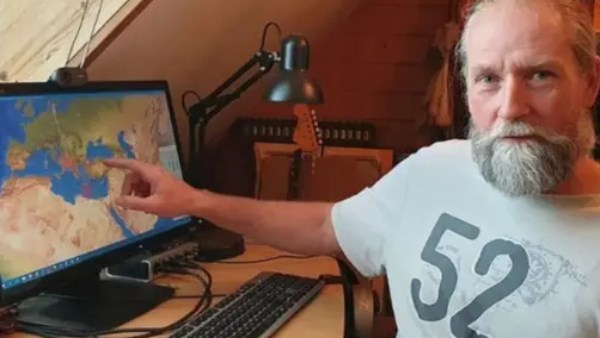 اصطفاف كوكبي نادر.. راصد الزلازل يحذر من ظاهرة ستحدث في 20 فبراير