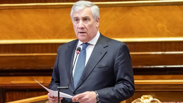 وزير الخارجية الإيطالي أنطونيو تاياني