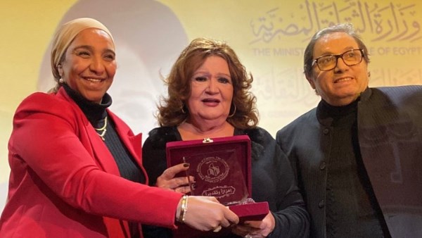 النجمة ميمي جمال و المخرج عادل عوض 